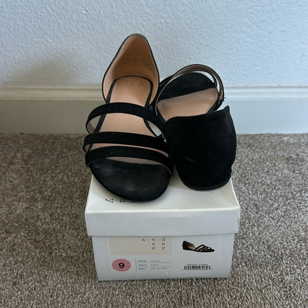 A new day Vienna flats/sandals